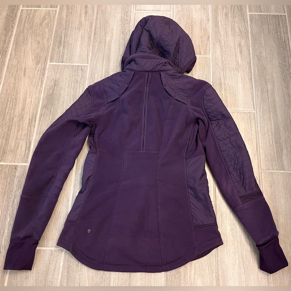 Lululemon Fleece Jacket Size 8 Plum Zip Hoodie Pockets EUC - Picture 8 of 13